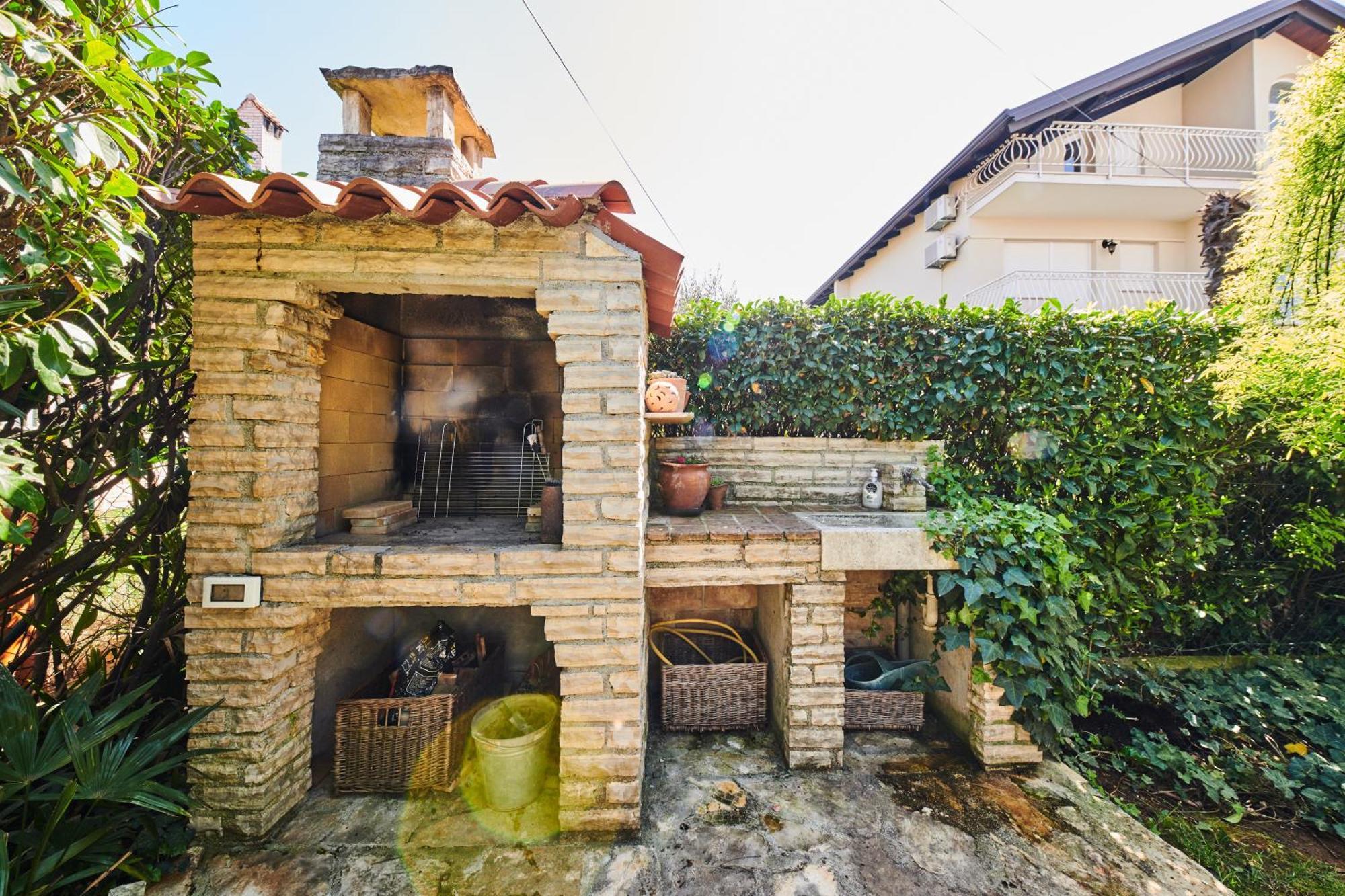 Mina'S Shine Apartment Umag Exterior photo